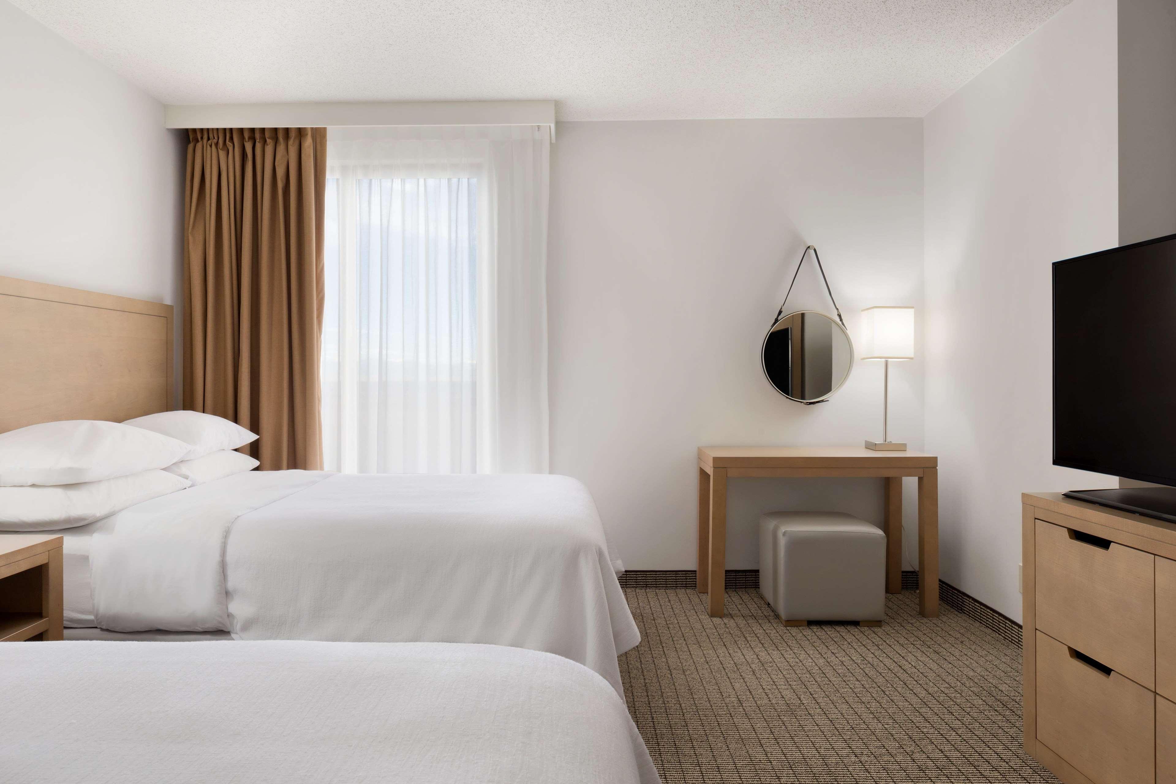 Embassy Suites By Hilton Denver International Airport Exterior foto