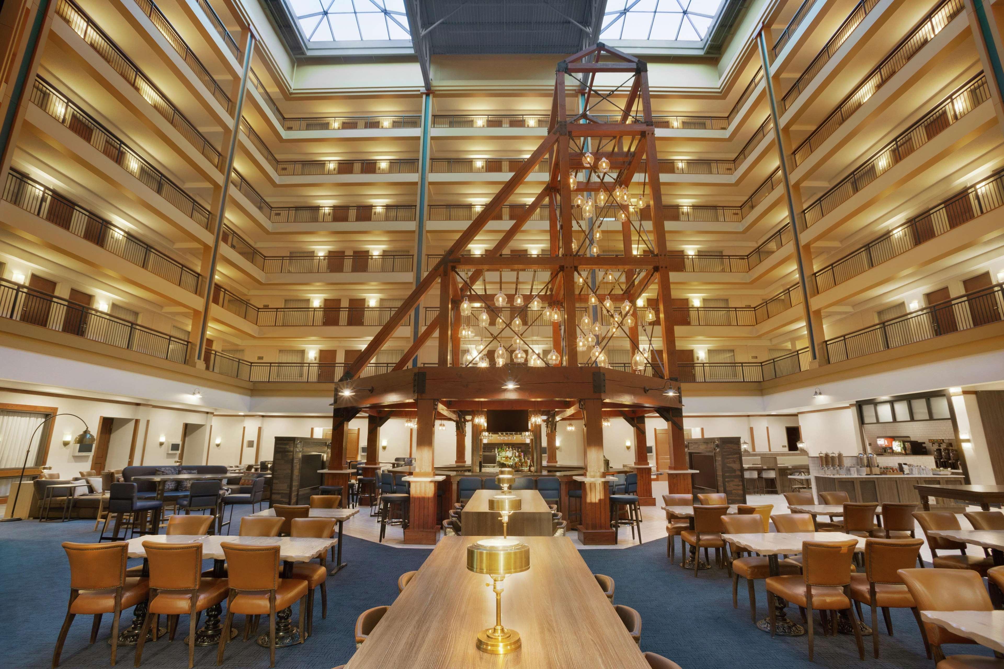Embassy Suites By Hilton Denver International Airport Exterior foto